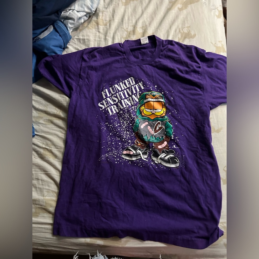Fruit of the Loom (XL Adult) Garfield Shirt
